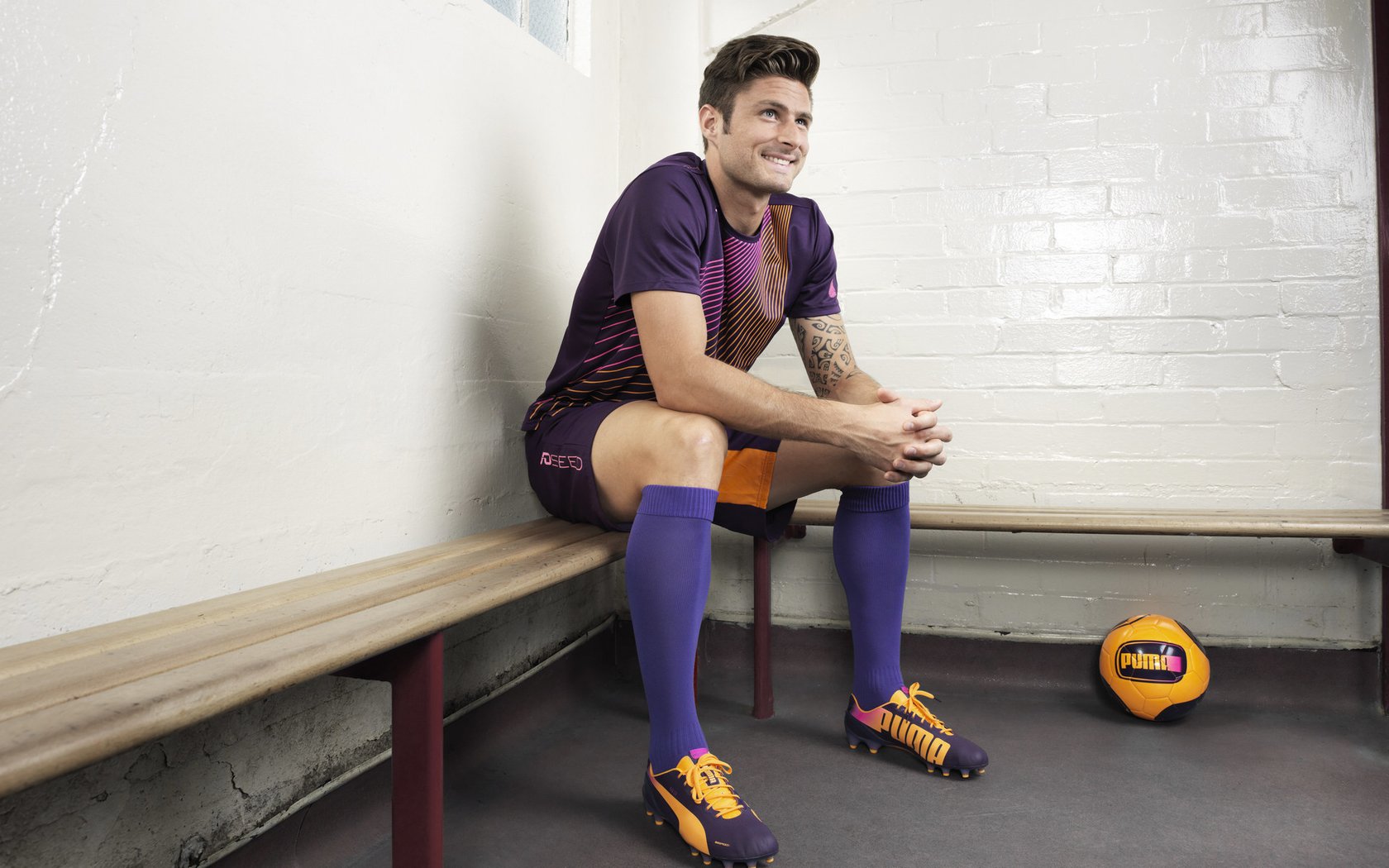 归化球员助力中国足球崛起，未来可期