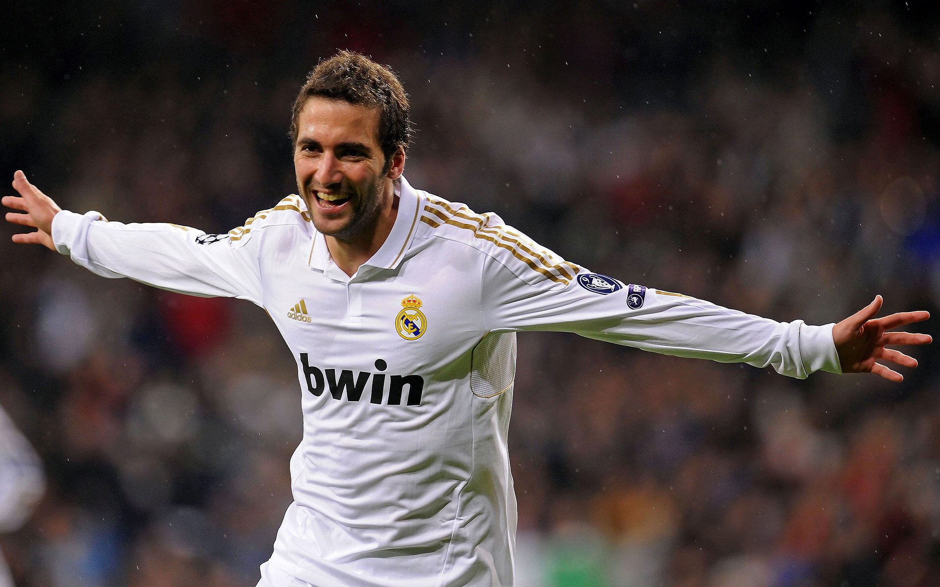 NBA全明星赛星光熠熠 新生代球员闪耀舞台